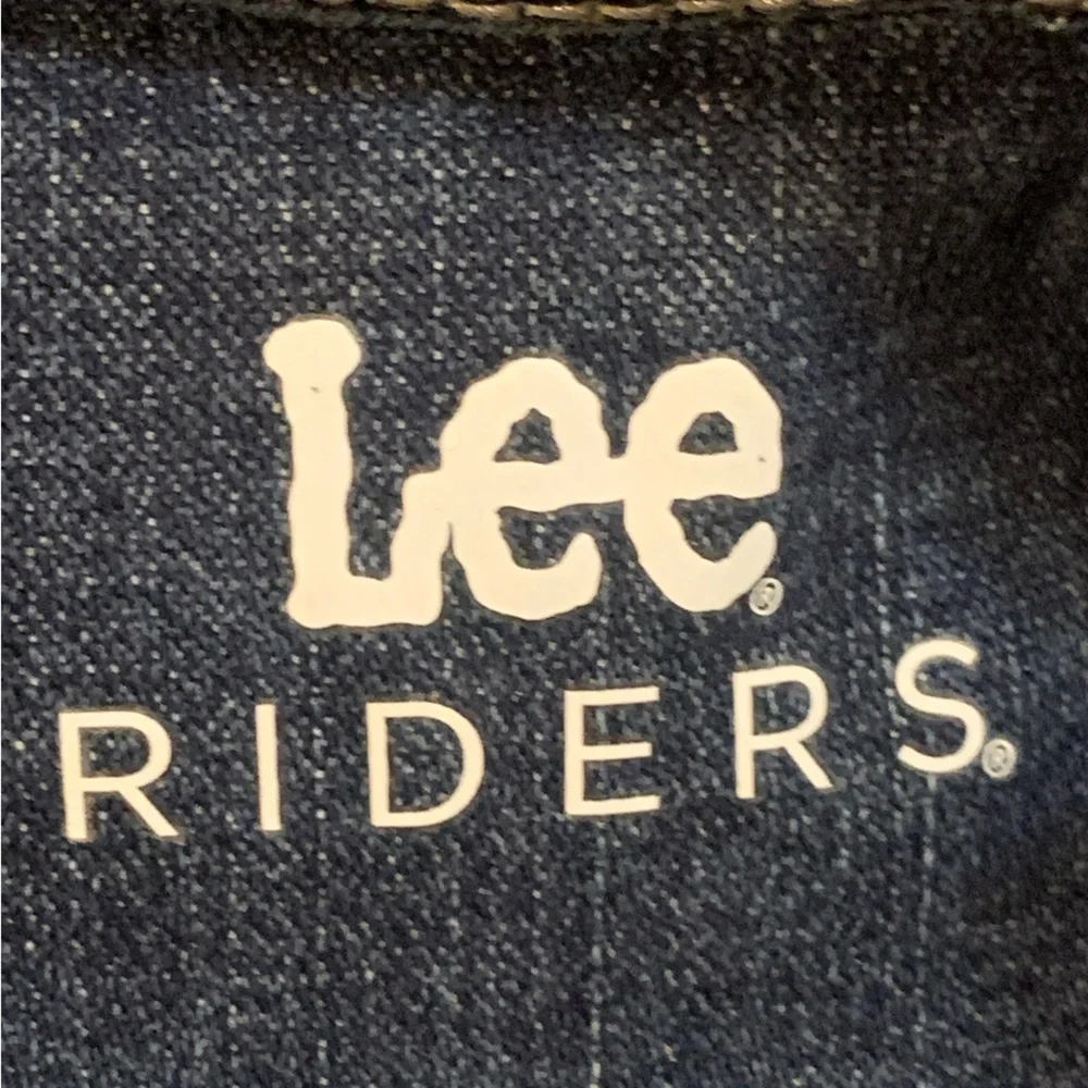 Lee Riders Medium Wash Soft Denim Jacket Size Large - Picture 6 of 9